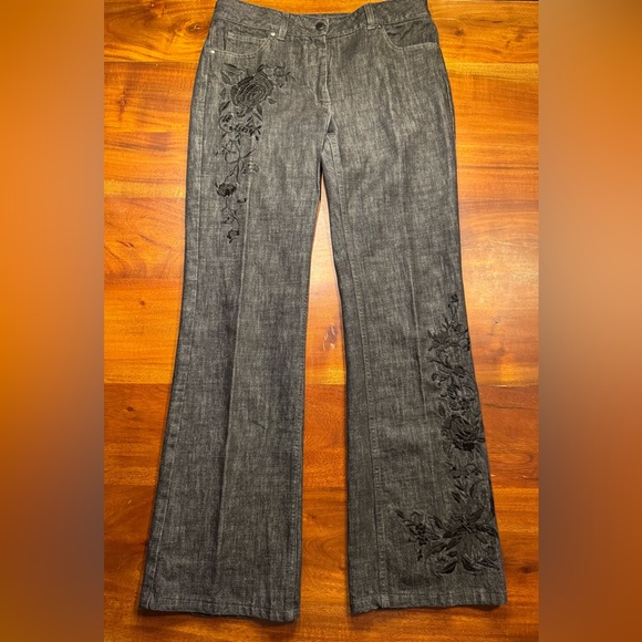 Elie Tahari Denim - Elie Tahari Vintage Faded black Floral Embroidered Bootcut Jeans Sz 8